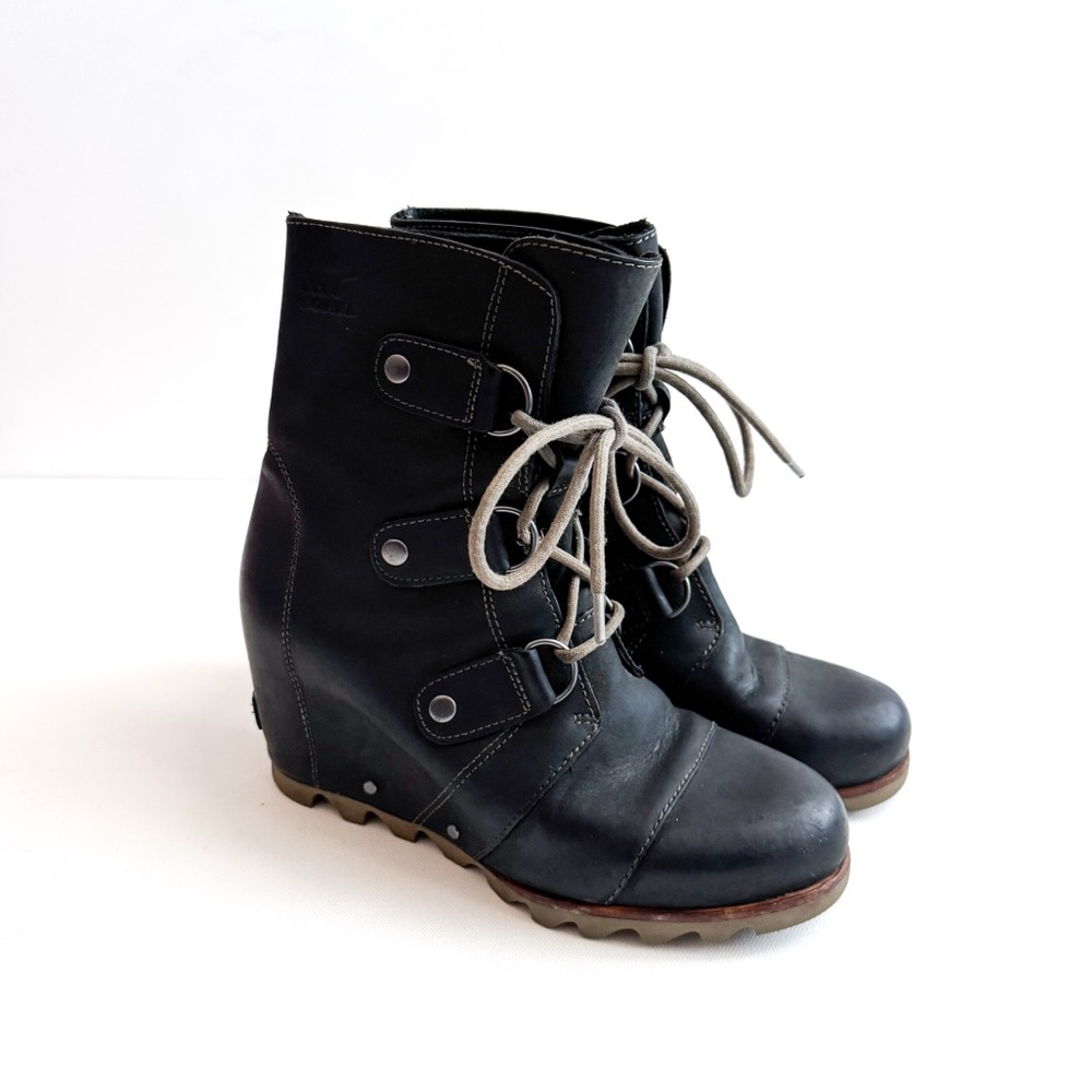 Sorel Joan of Arctic Wedge Lexie Black Leather Lace Up Combat Boots